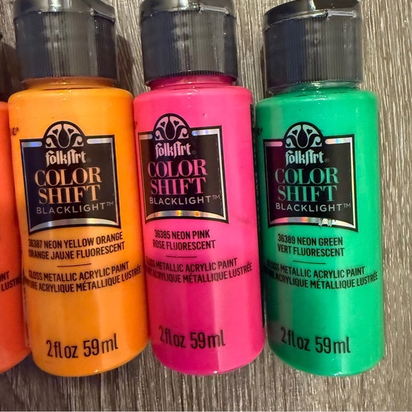 Folk Art Color Shift Paint Set Blacklight Color Set - Picture 3 of 3